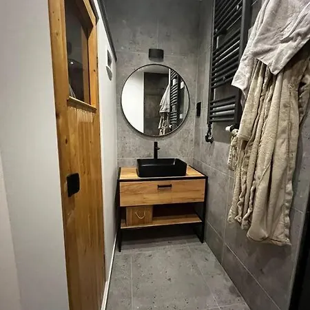 Apartamentowiec Plac Wolności *